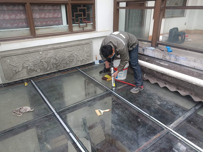 佛山高明区玻璃屋面打胶防水