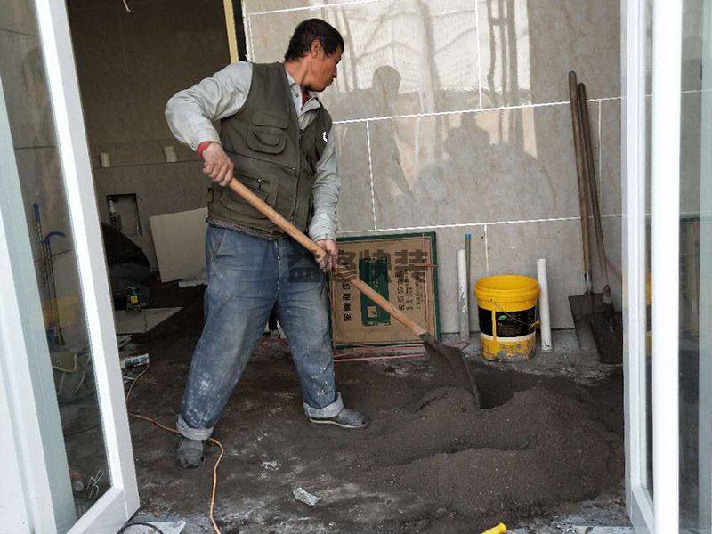 黄石铁山区公厕贴砖