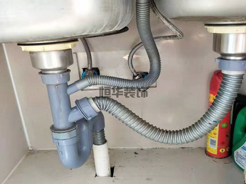 家庭水管漏水怎么办？恒华师傅教你，轻松解决水管漏水问题