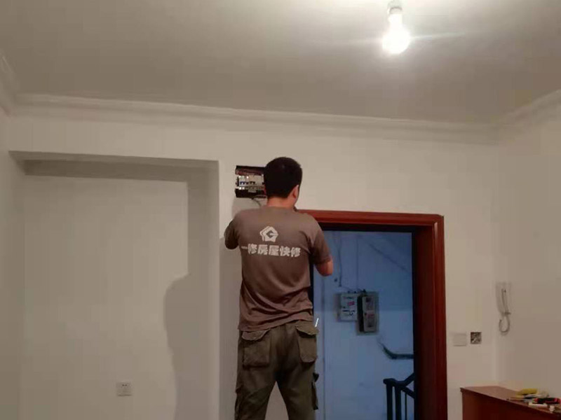 驻马店刷墙刷漆价格多少钱一平米_驻马店家庭装修刷墙油漆方案(图4) 002 (57).jpg