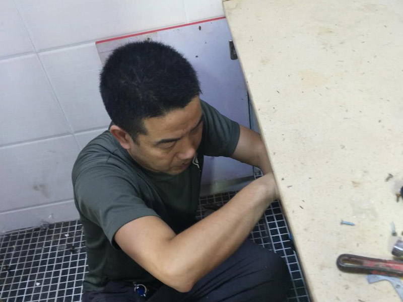 郑州家具维修师傅上门服务