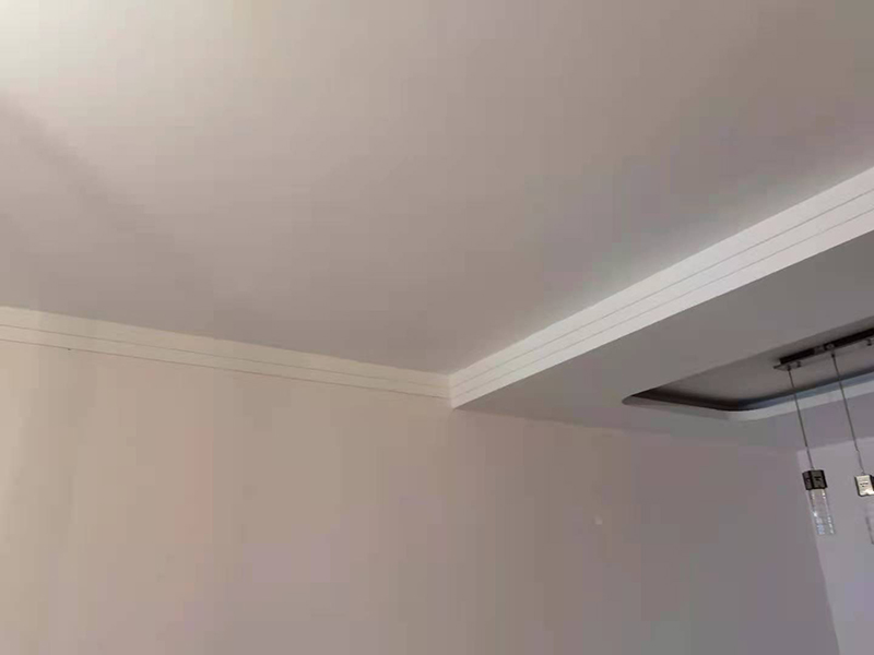 东莞老房子卧室翻新刷乳胶漆多少钱一平？