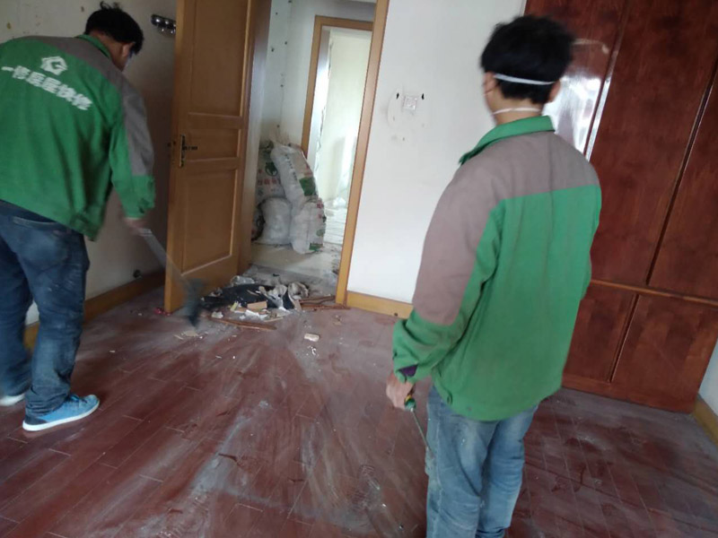 郑州地面踢脚线翻新应该如何处理(图4) 002 (9).jpg