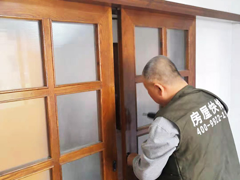 武进区窗户维修上门电话，武进区平开窗维修方案