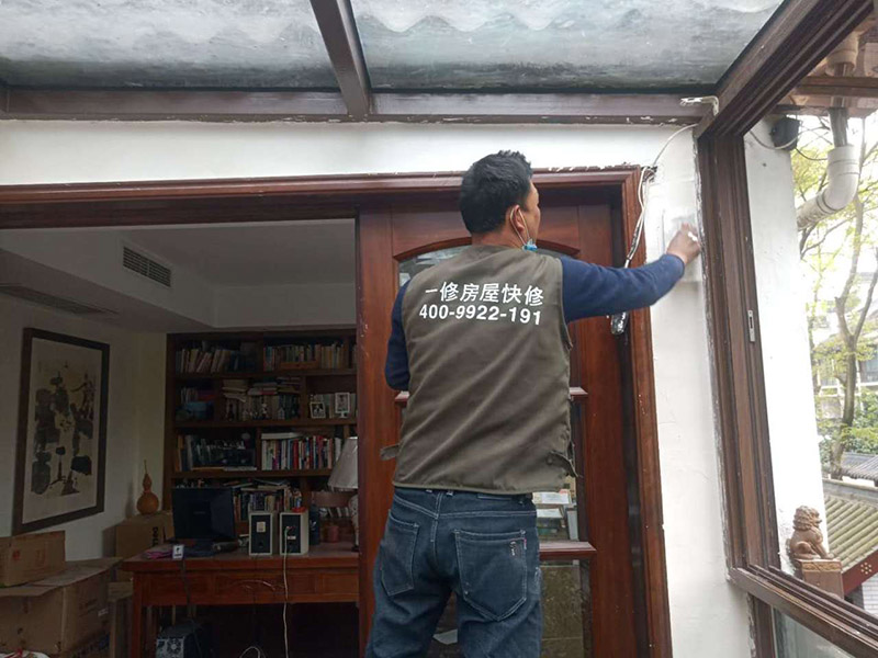 玻璃幕墙维修一般需要多少钱_玻璃幕墙维修收费标准(图3) 202003311013.jpg