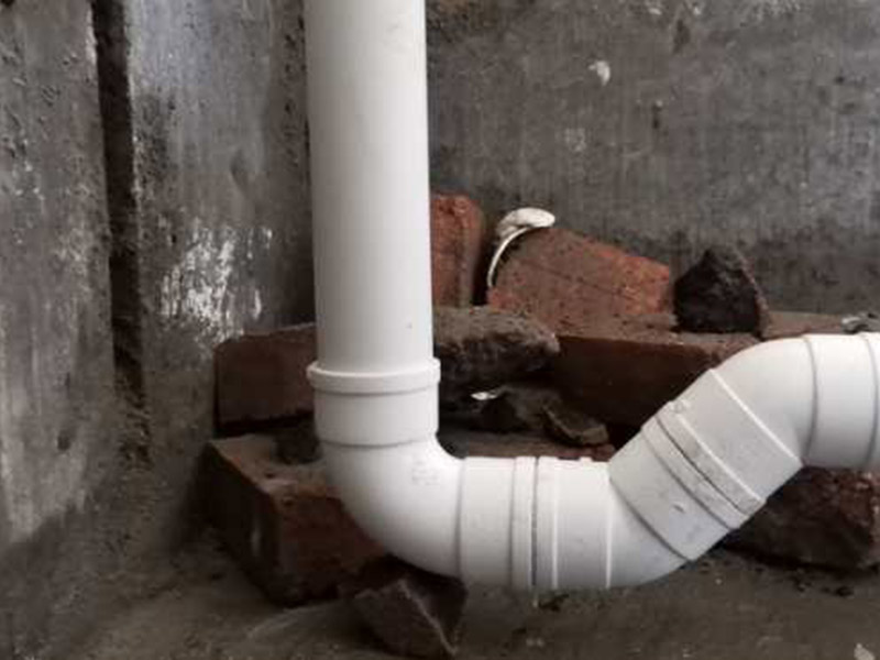 外墙排水管维修如何正确维修(图2) 202004181046.jpg