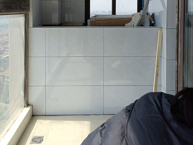 厨房装修用什么材质的地砖好(图1) mmexport1711346165482.jpg