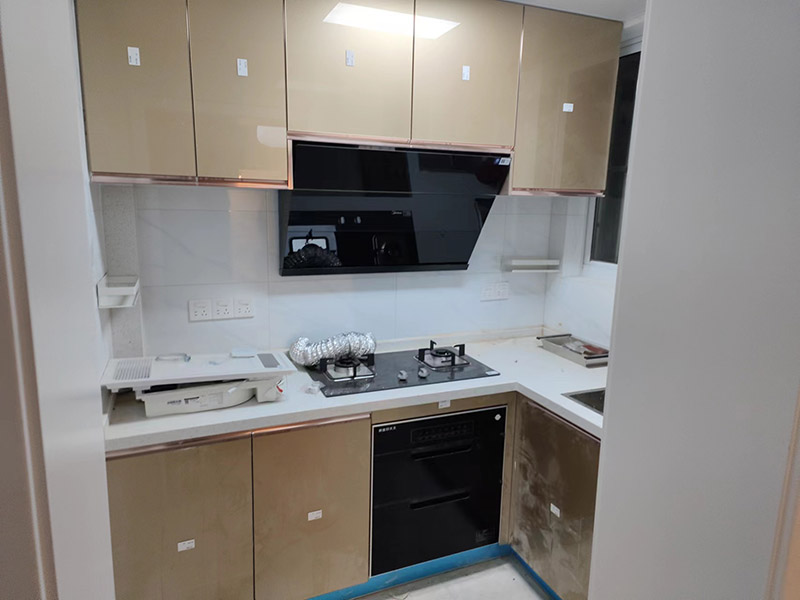 整体橱柜和定制橱柜有什么区别(图2) 微信图片_20240110172406.jpg