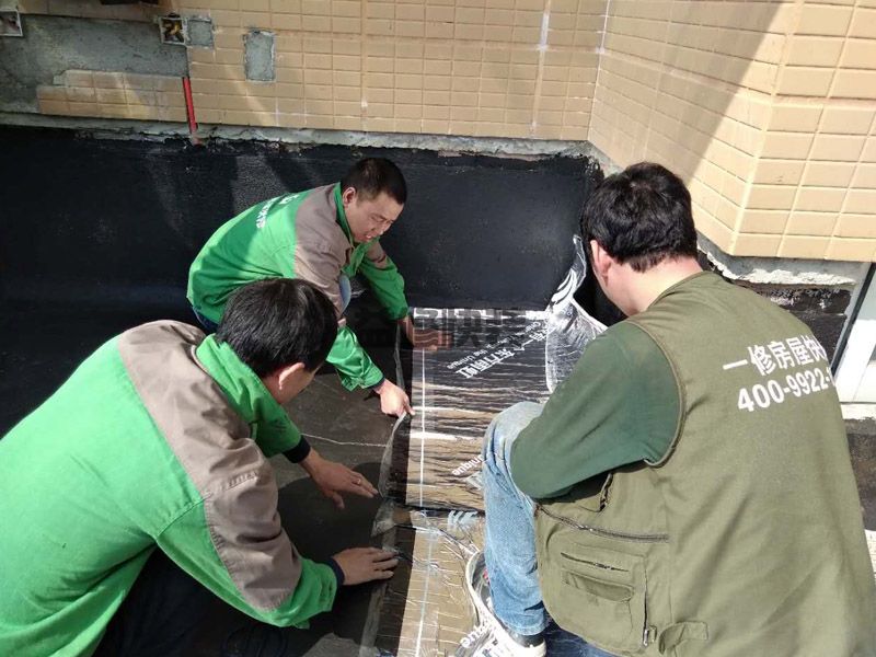 金茂悦东区旧房屋顶防水改造(图2) 金茂悦东区旧房屋顶防水改造(图2)