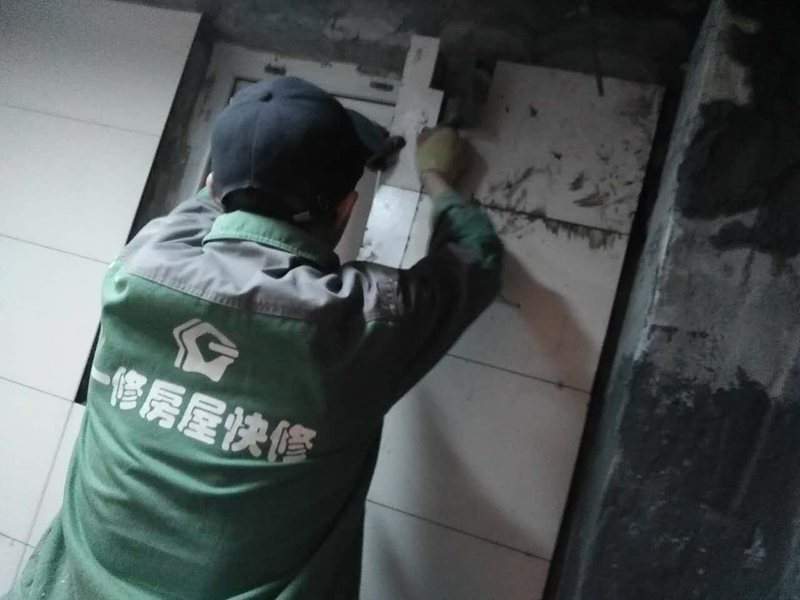 第一大道翡翠座店面装修(图4) 第一大道翡翠座店面装修(图4)