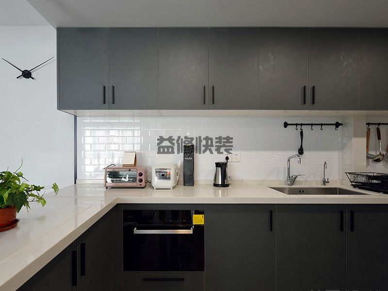 绵阳老房子厨房拆了重新装修要多少钱,绵阳老房子厨房怎么改造(图2) 绵阳老房子厨房拆了重新装修要多少钱,绵阳老房子厨房怎么改造