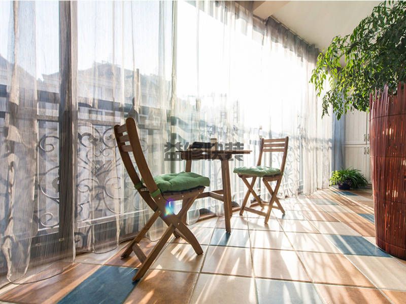 常熟老房子阳台拆了重新装修要多少钱,常熟老房子阳台怎么改造(图2) 常熟老房子阳台拆了重新装修要多少钱,常熟老房子阳台怎么改造