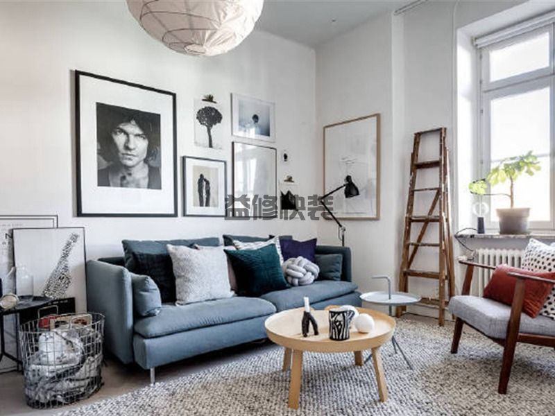 青岛老房子客厅拆了重新装修要多少钱,青岛老房子客厅怎么改造(图1) 青岛老房子客厅拆了重新装修要多少钱,青岛老房子客厅怎么改造