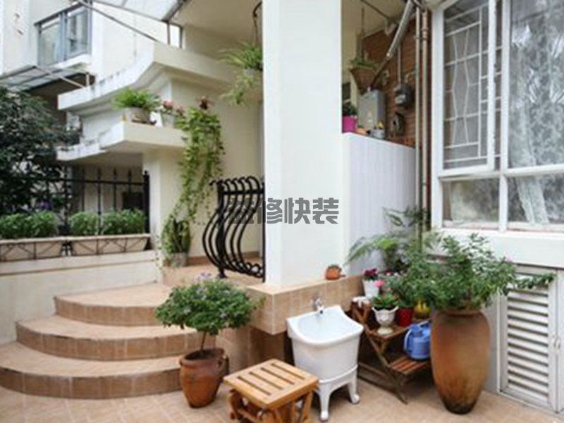 长沙老房子入户花园拆了重新装修要多少钱,长沙老房子入户花园怎么改造(图2) 长沙老房子入户花园拆了重新装修要多少钱,长沙老房子入户花园怎么改造