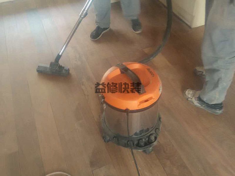 天府世家地板维修翻新(图3) 天府世家地板维修翻新(图3)