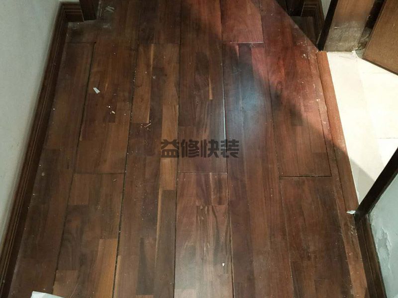 英俊名邸木地板安装维修(图4) 英俊名邸木地板安装维修(图4)