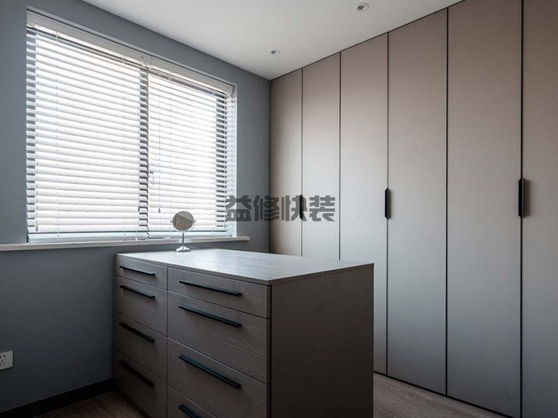 深圳出租房如何简单装修,深圳出租房的衣帽间要怎么改造(图3) 深圳出租房如何简单装修,深圳出租房的衣帽间要怎么改造