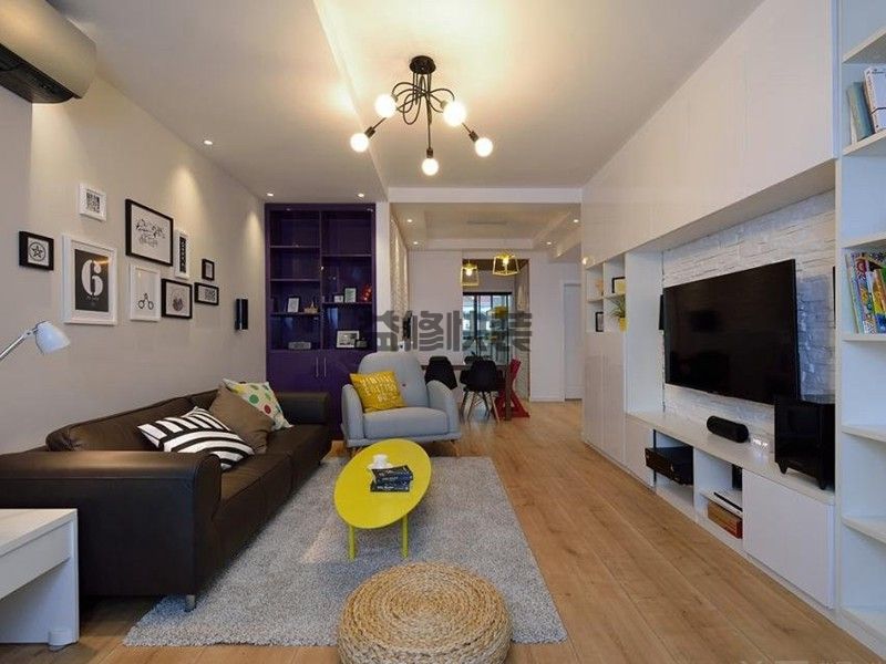 西安出租房如何简单装修,西安出租房的电视墙要怎么改造(图2) 西安出租房如何简单装修,西安出租房的电视墙要怎么改造