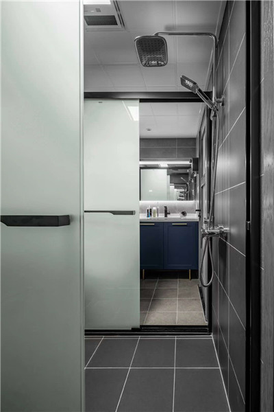 旧房子别卖，从新改造装修下还能用(图6)