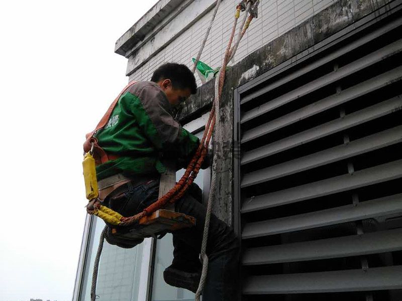 中原区防水公司地址电话_郑州中原区屋面防水材料哪种好(图3) 中原区防水公司地址电话_郑州中原区屋面防水材料哪种好(图3)