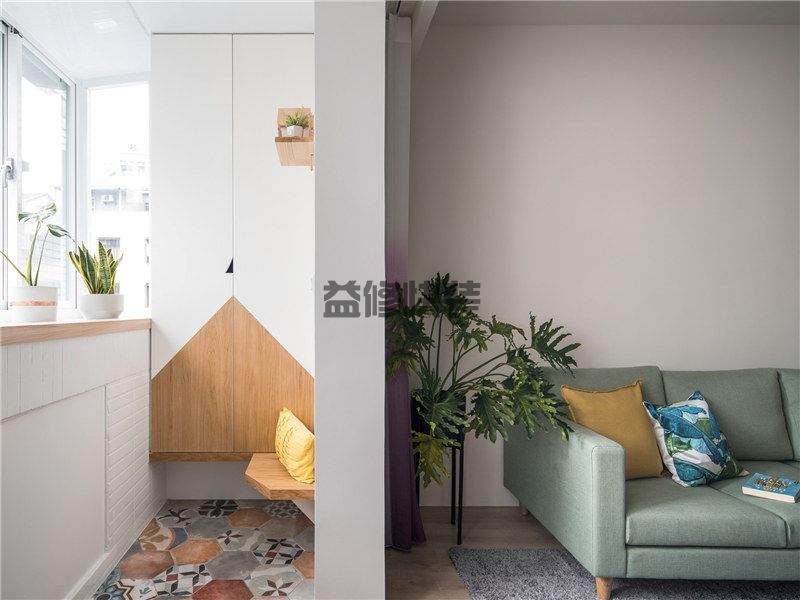 现代风格阳台装修设计(图2) 现代风格阳台装修设计(图2)