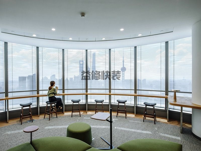 现代风格办公室装修设计(图2) 现代风格办公室装修设计(图2)