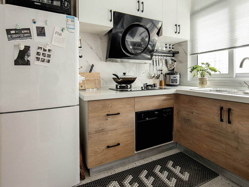 郑州佳宏装饰工程有限公司怎么样,佳宏装饰可以做厨房翻新吗(图1) 郑州佳宏装饰工程有限公司怎么样,佳宏装饰可以做厨房翻新吗(图1)