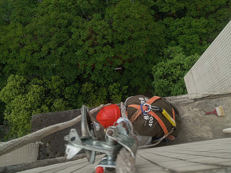 青岛李沧区露台做卷材防水(图2) 青岛李沧区露台做卷材防水(图2)