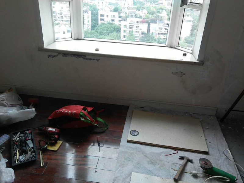 富阳区厨房漏水怎么办_杭州富阳区厨房漏水到楼下怎样维修(图1) 富阳区厨房漏水怎么办_杭州富阳区厨房漏水到楼下怎样维修(图1)