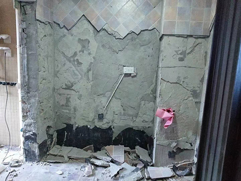 建邺区厨房漏水怎么办_南京建邺区厨房漏水到楼下怎样维修(图1) 建邺区厨房漏水怎么办_南京建邺区厨房漏水到楼下怎样维修(图1)