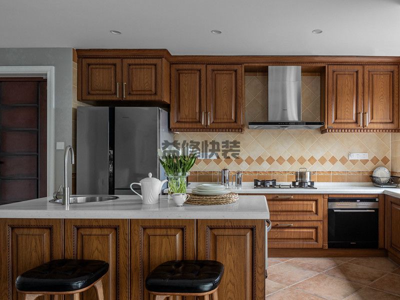 古典风格家庭装修设计(图4) 古典风格家庭装修设计(图4)