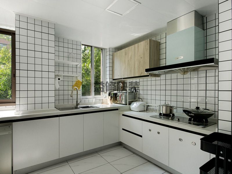 家里地板砖起拱怎么办，泥工师傅一般都不说的地板砖拱起处理(图2)