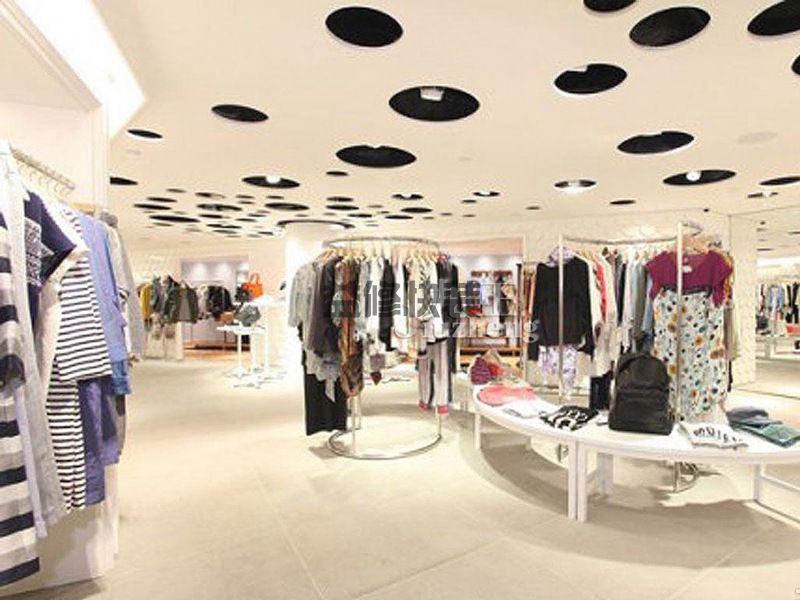 简约风格店面装修设计(图3) 简约风格店面装修设计(图3)