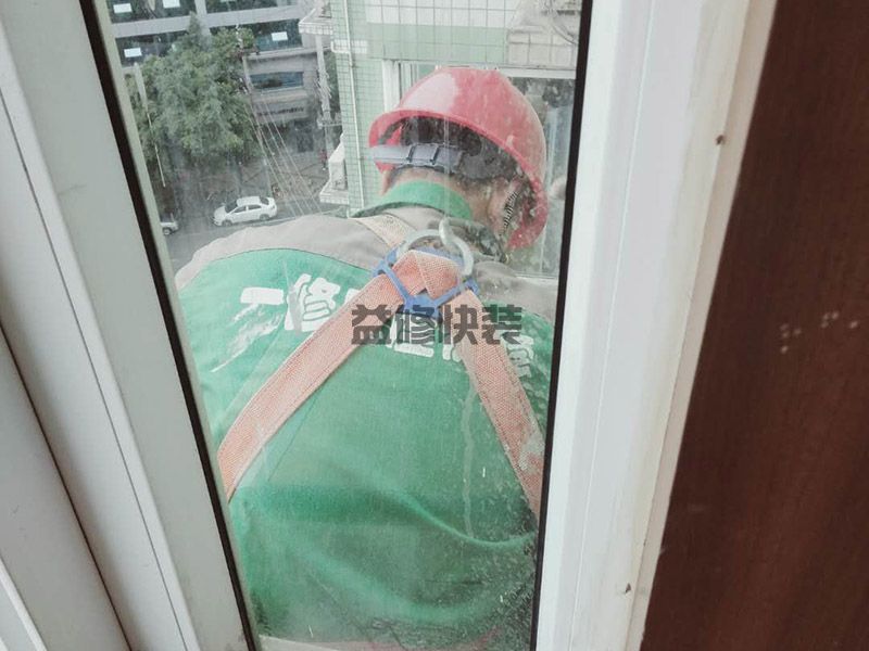 断桥铝窗户传动杆怎么拆,密封性能就差