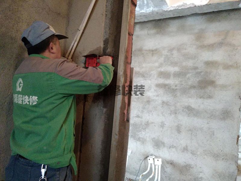 空心门破了洞怎么补好,建议先不要进行喷涂(图1) 空心门破了洞怎么补好,建议先不要进行喷涂(图1)