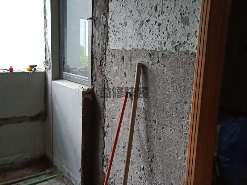 天花板渗水发霉怎么处理,把楼水和有可能渗水的地板打掉