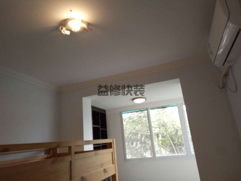 天花板整块脱落,涂膜与基层粘附不好(图1) 天花板整块脱落,涂膜与基层粘附不好(图1)