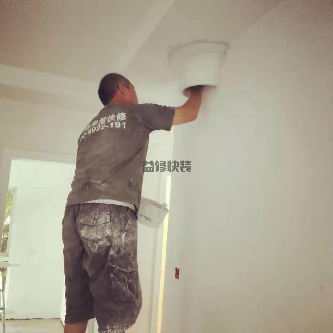 旧墙不打磨直接上乳胶漆可以吗，看看旧墙刷新步骤你就知道了(图3)