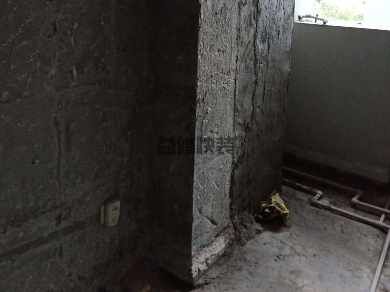 砖墙有大裂缝怎么修补,墙体砌筑时灰逢不饱满(图1) 砖墙有大裂缝怎么修补,墙体砌筑时灰逢不饱满(图1)