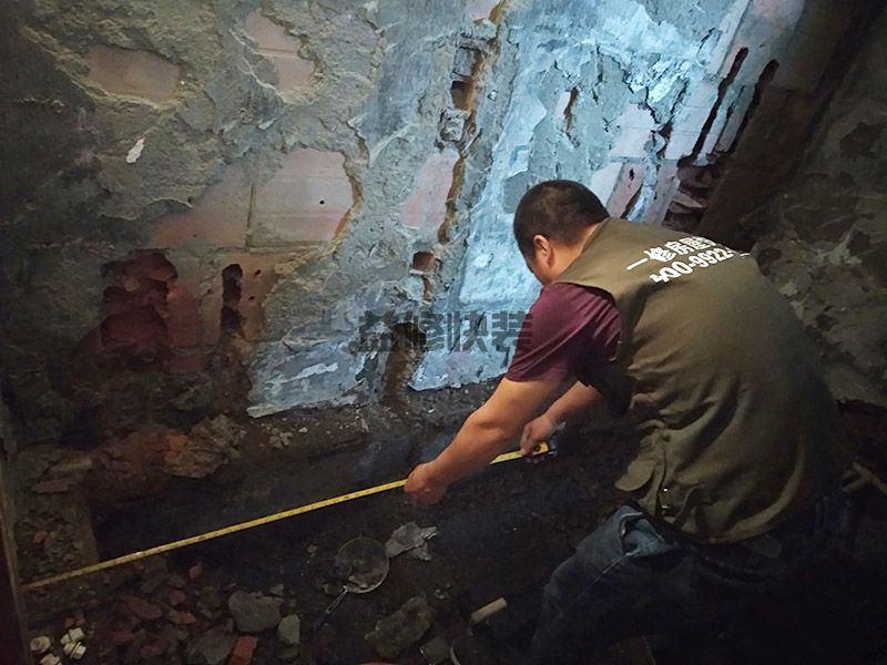 卧室加如何加装厕所,需要加高地面来解决此问题(图1) 卧室加如何加装厕所,需要加高地面来解决此问题(图1)