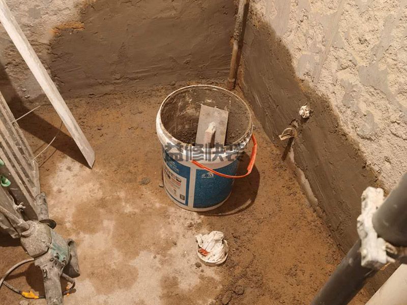 卫生间只翻新地面怎么做防水才不会漏，记住这几点让你没有后顾之忧(图1)