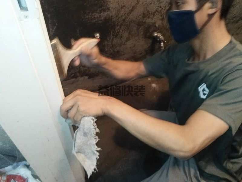 济南槐荫区铺玻纤布刷防水(图3) 济南槐荫区铺玻纤布刷防水(图3)