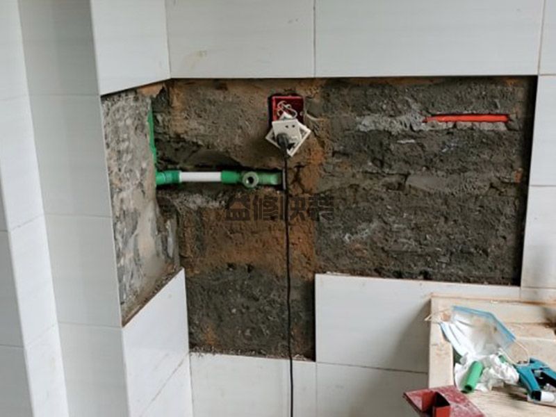 廊坊楼中楼装修,忌讳用镜面不锈钢(图1) 廊坊楼中楼装修,忌讳用镜面不锈钢(图1)