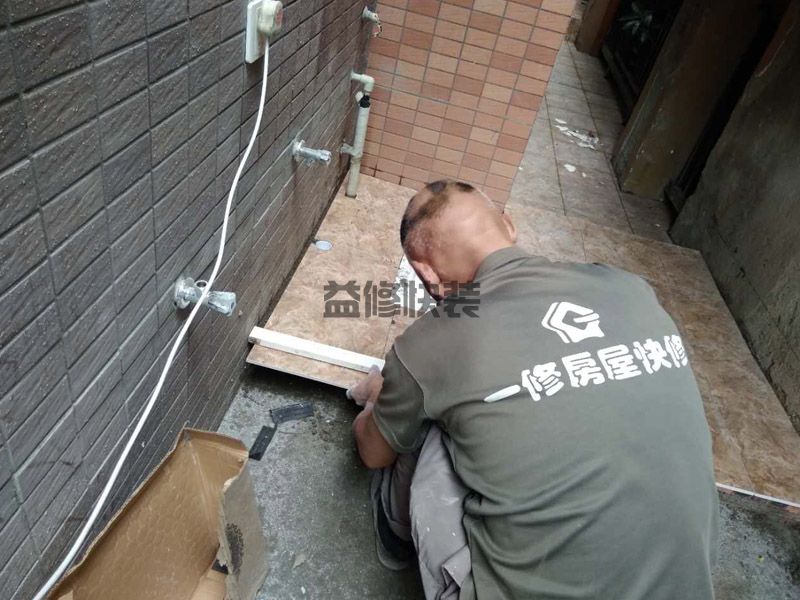 成都新都区瓷砖铺贴划线切割(图3) 成都新都区瓷砖铺贴划线切割(图3)