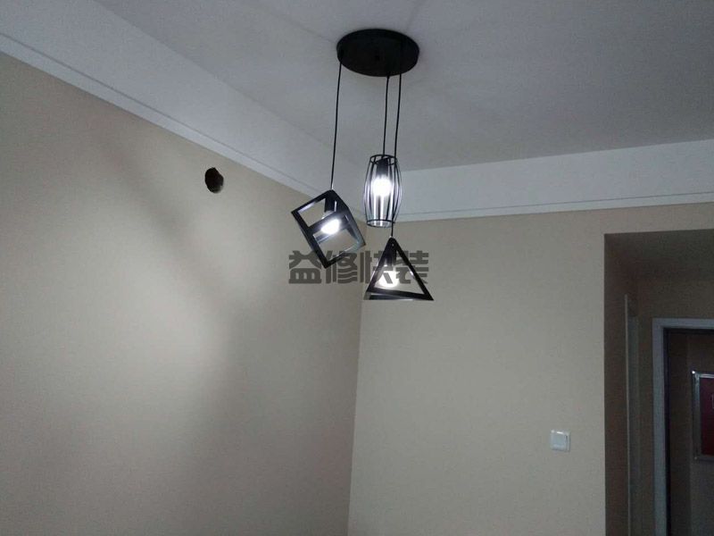 厨房装修要注意的一些细节,注意吊柜的选择(图1) 厨房装修要注意的一些细节,注意吊柜的选择(图1)