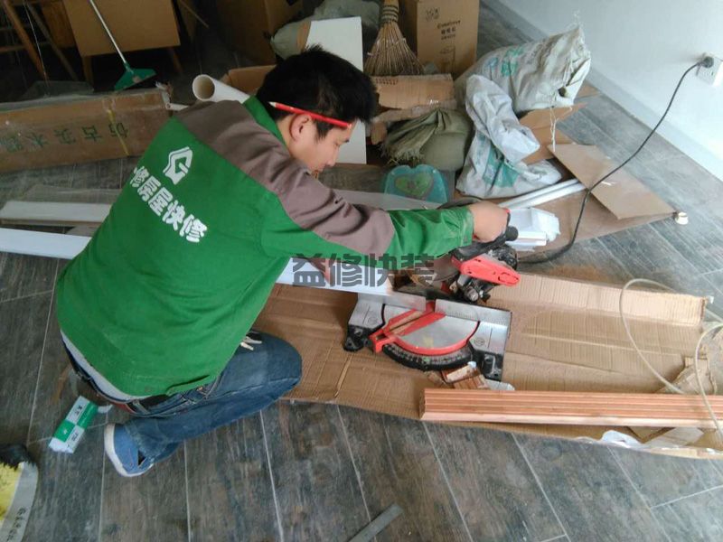 房子装修刷墙漆多久能入住,至少2到3个月才差不多(图2) 房子装修刷墙漆多久能入住,至少2到3个月才差不多(图2)