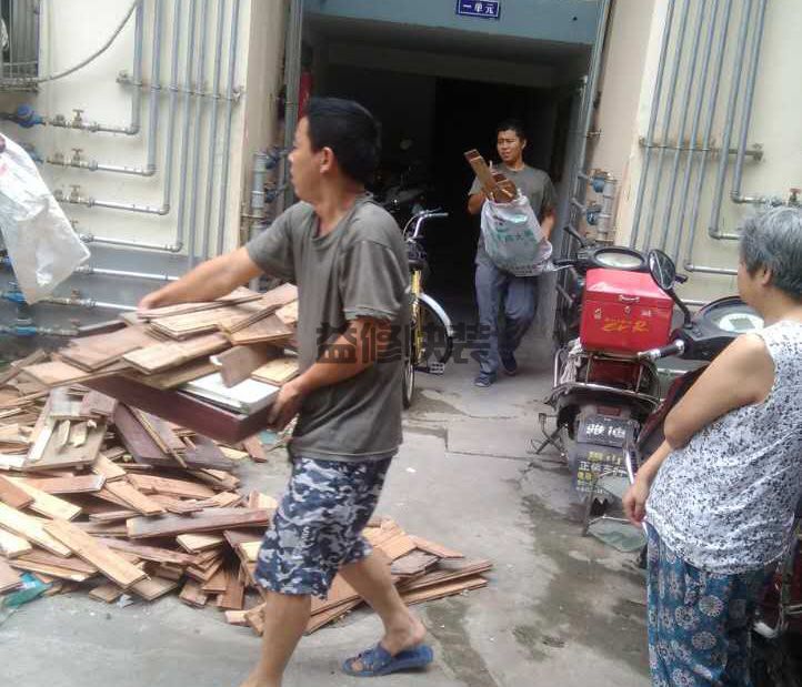 只装修一个卧室要多少钱,少6000多元吧不包含灯(图1) 只装修一个卧室要多少钱,少6000多元吧不包含灯(图1)