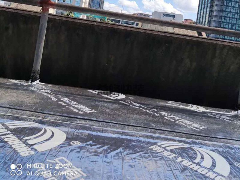 上海宝山区屋顶防水卷材维修(图2) 上海宝山区屋顶防水卷材维修(图2)