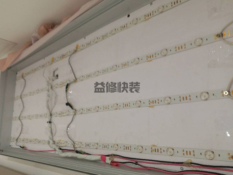 客厅墙面翻新需要刷底漆吗,底漆的作用是封闭墙体孔隙(图2) 客厅墙面翻新需要刷底漆吗,底漆的作用是封闭墙体孔隙(图2)