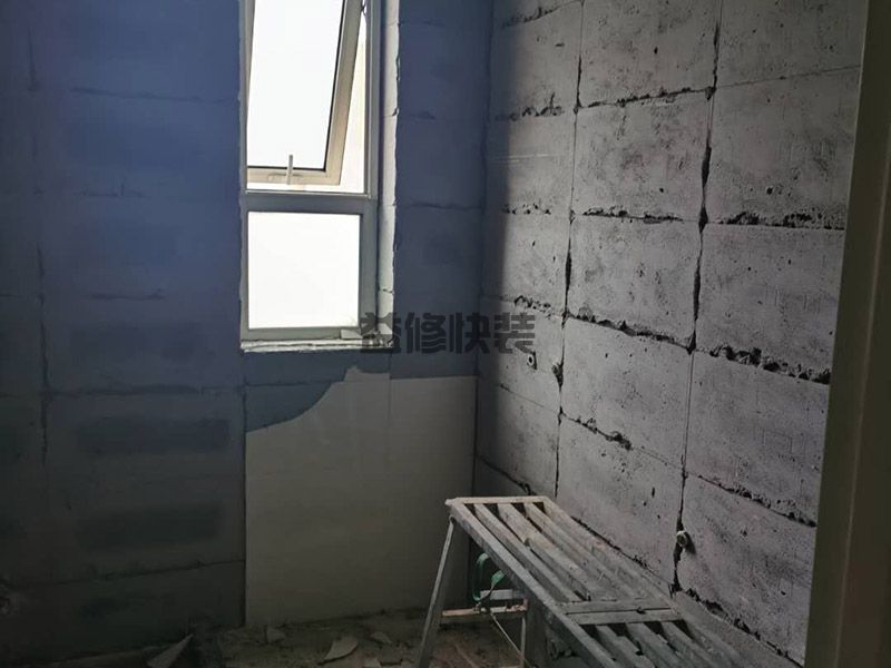 苏州吴中区卫生间拆除重装,地面抹灰,地面保护(图2) 苏州吴中区卫生间拆除重装,地面抹灰,地面?;?图2)